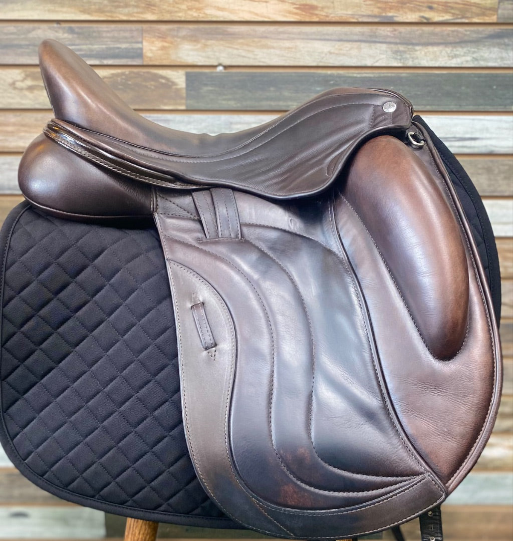 USED Patrick Saddlery Dressage Saddle 17.5 Brown