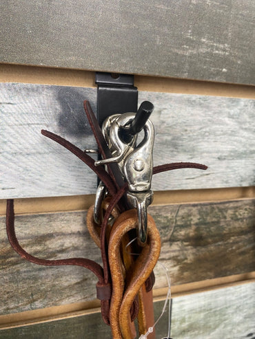USED Oxbow Barrel Reins  Medium Oil
