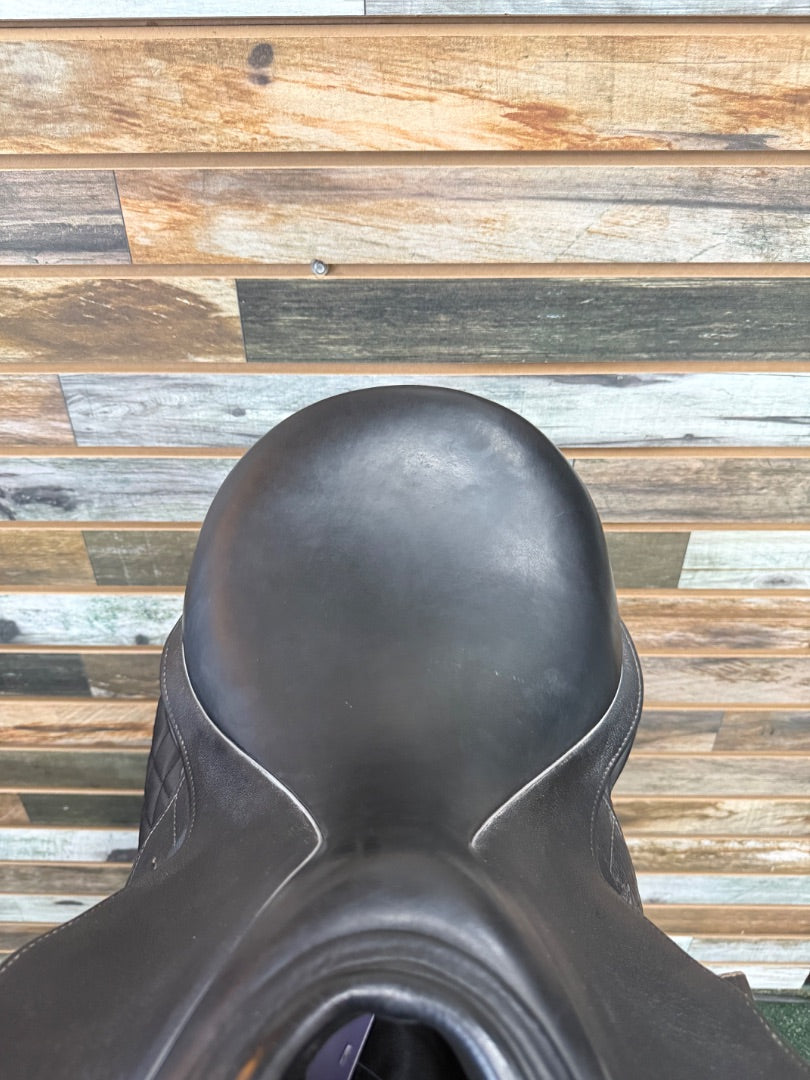 USED Custom Saddlery Dressage Saddle 17.5" Seat, 16" Flap Black (Icon)