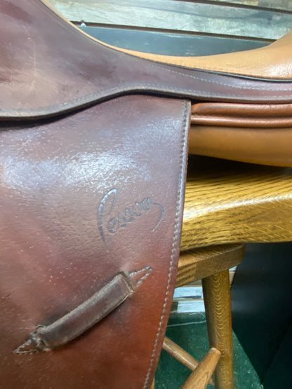 USED Pessoa Pessoa Jump Saddle 16" Two-Toned