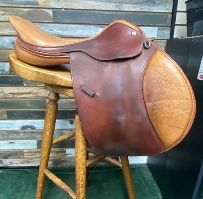 USED Pessoa Pessoa Jump Saddle 16" Two-Toned