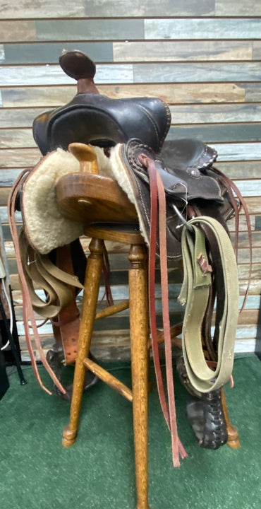 USED Santa Fe Saddlery Pleasure Saddle 15 1/2" Dark Oil