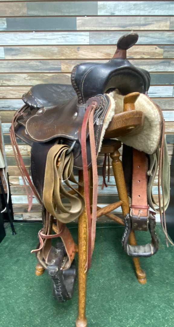 USED Santa Fe Saddlery Pleasure Saddle 15 1/2" Dark Oil
