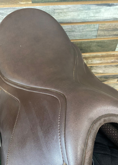 USED Wintec 500 Jump Saddle 18" Brown