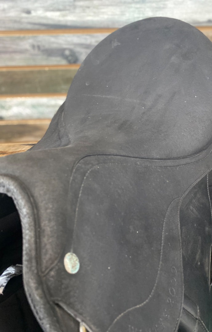 USED Black 17" Wintec 2000 Jump Saddle