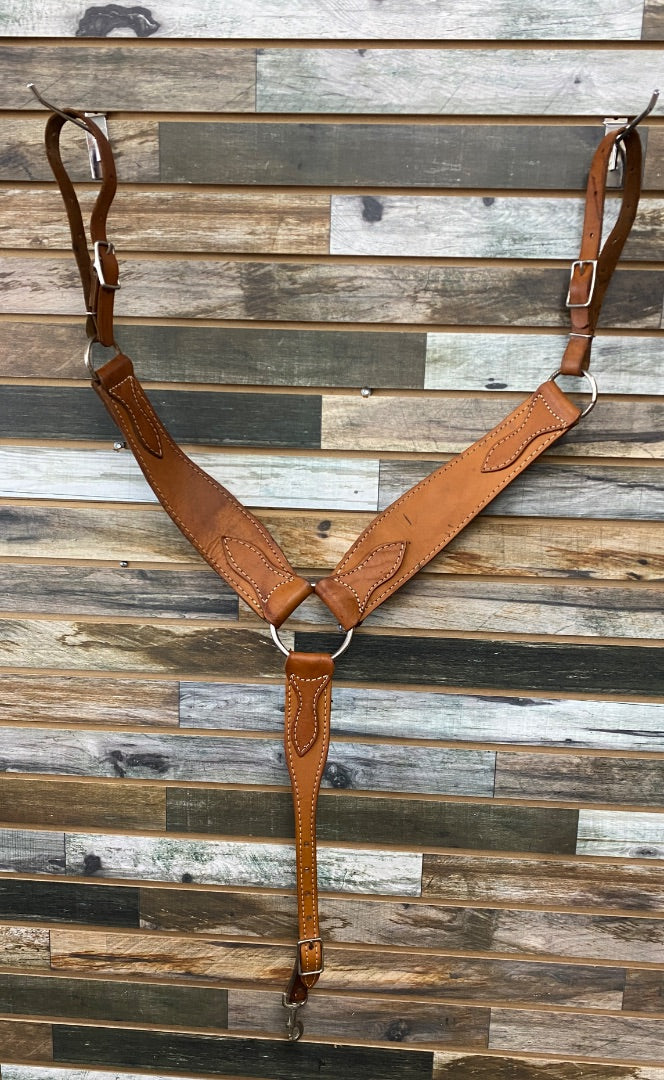 USED  Western Breast Collar, Lt Oil Custom  Lt Oil