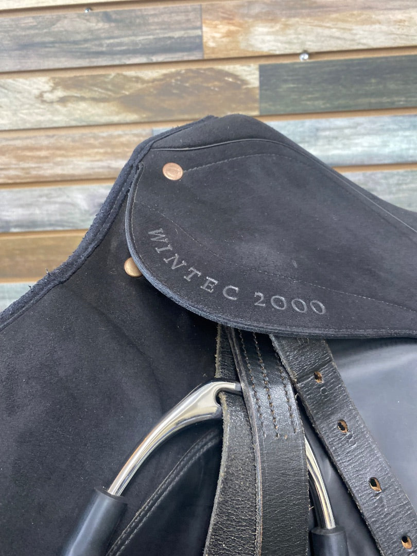 USED Wintec 2000 AP English Saddle 17” Black