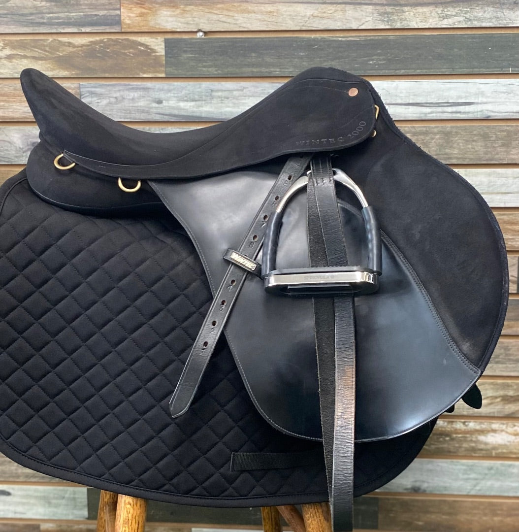 USED Wintec 2000 AP English Saddle 17” Black