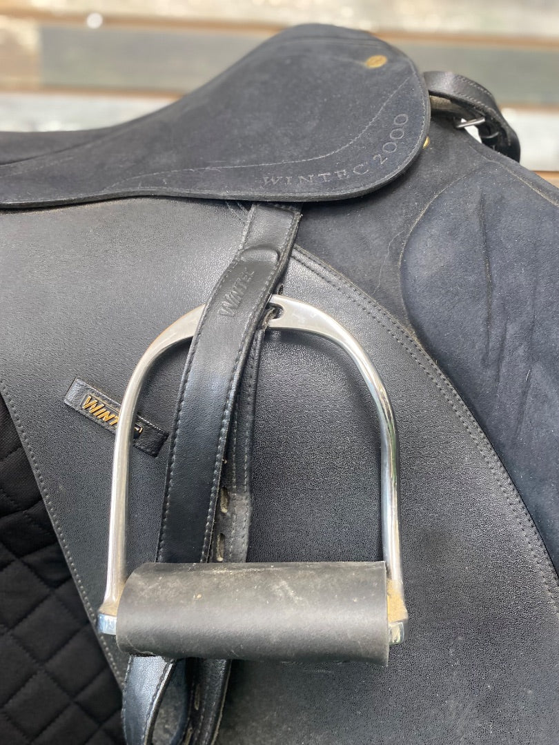 USED Wintec 2000 All Purpose Saddle 18" Black