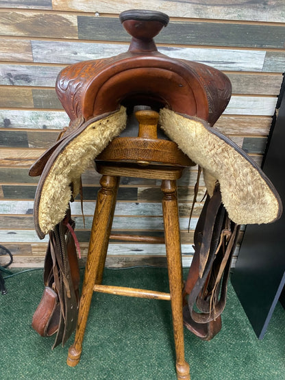 USED Western Ranch/Pleasure Floral Tooled Saddle 15" Seat 8" Gullet