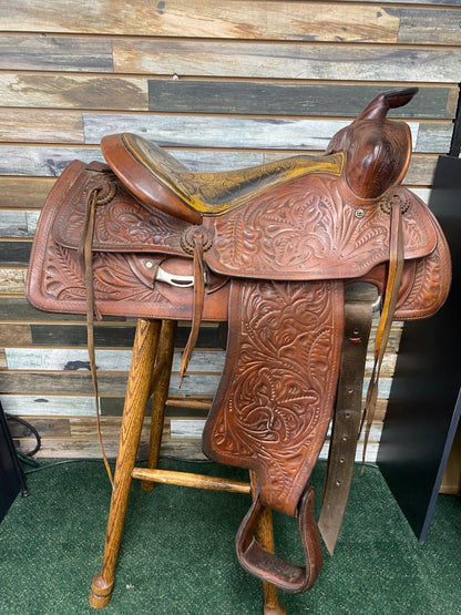 USED Western Ranch/Pleasure Floral Tooled Saddle 15" Seat 8" Gullet