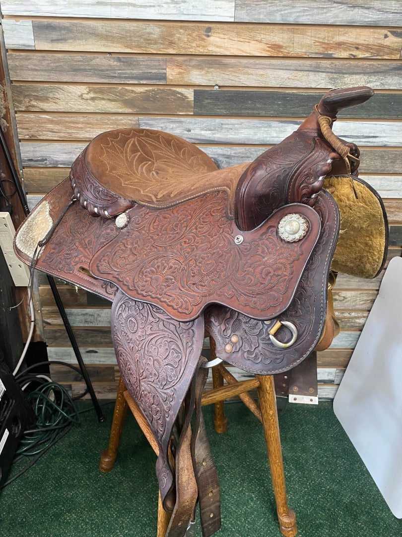 USED  Hereford Ranch/Pleasure Western Saddle 15.5" Brown
