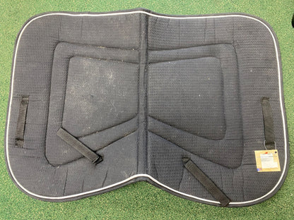 USED (NWT) EquiRoyal AP Waffle Weave Air-Cool Pad