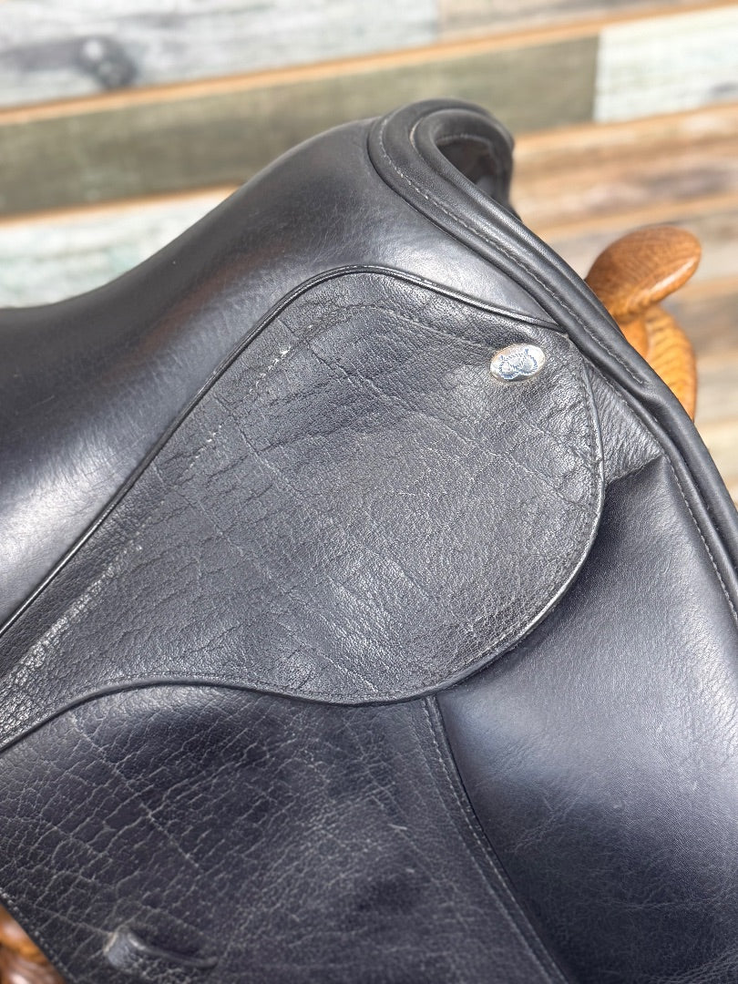 USED 16" Ryder Bruno Dressage Saddle