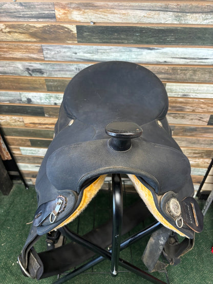USED Wintec Western Saddles 16” Black
