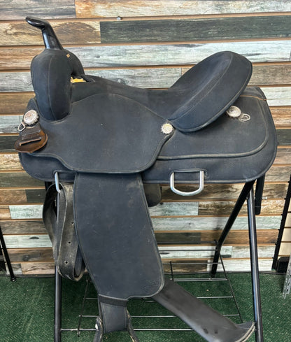 USED Wintec Western Saddles 16” Black