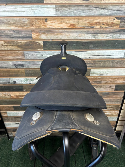 USED Wintec Western Saddles 16” Black