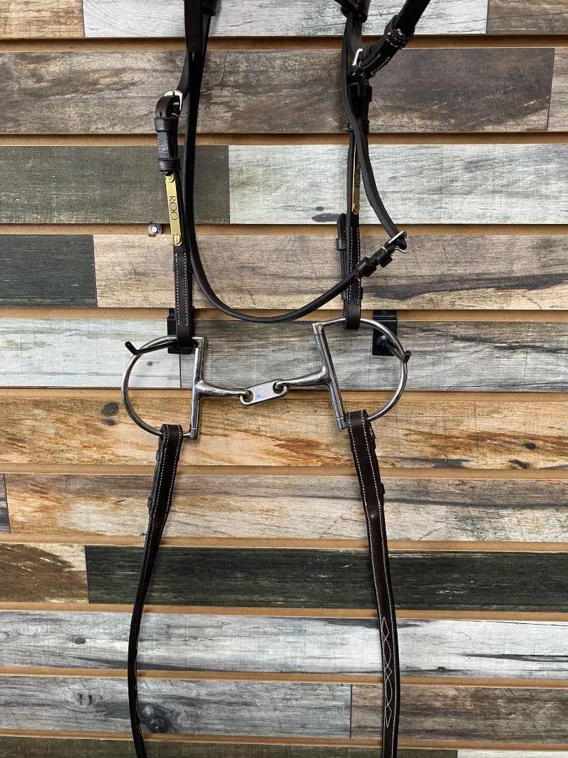 USED Pony Hunter Bridle with Nameplates, Reins, and 4 3/4" French Link Hunter Dee