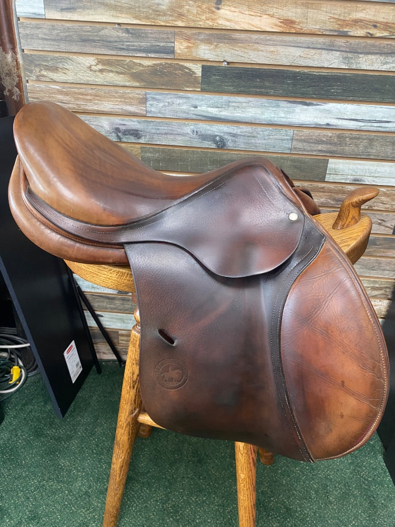 USED 16.5" Antares 'The Hampton Classic' Hunter/Jumper Saddle