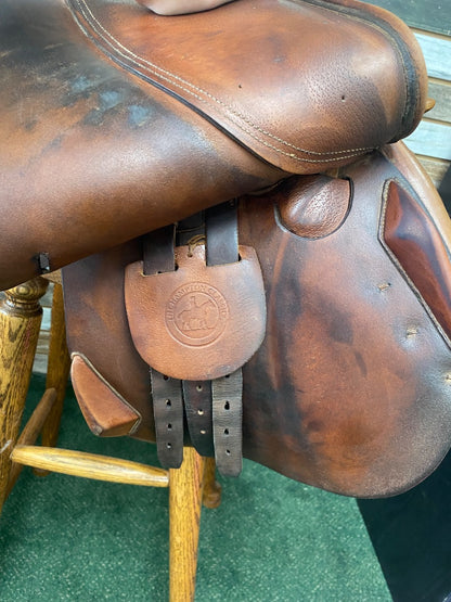 USED 16.5" Antares 'The Hampton Classic' Hunter/Jumper Saddle