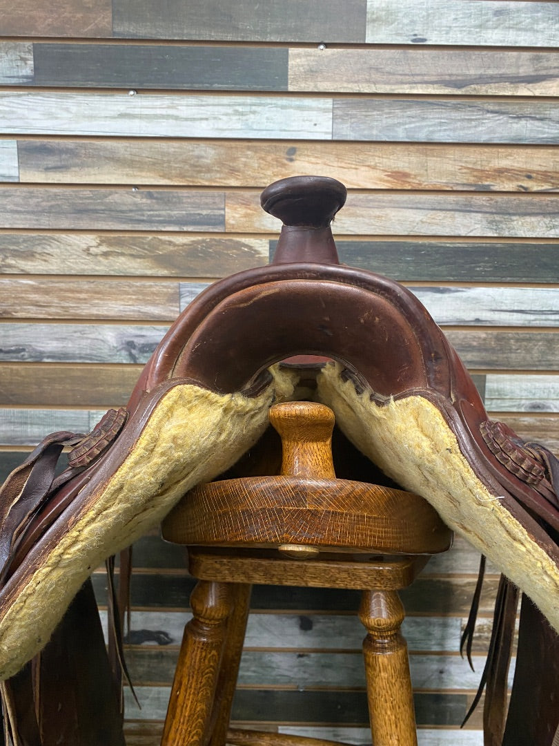 USED Circle S Hardseat Roper Saddle with Floral Tooling 16" Medium Oil