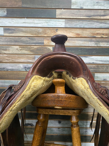 USED Circle S Hardseat Roper Saddle with Floral Tooling 16" Medium Oil