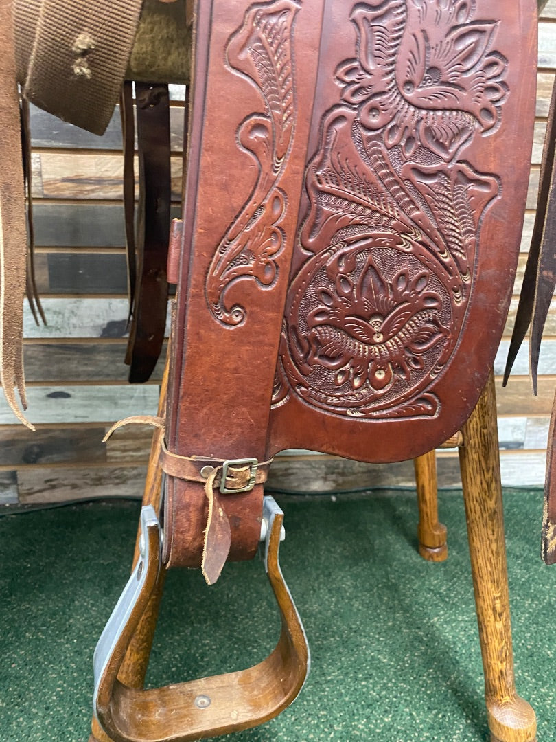 USED Circle S Hardseat Roper Saddle with Floral Tooling 16" Medium Oil