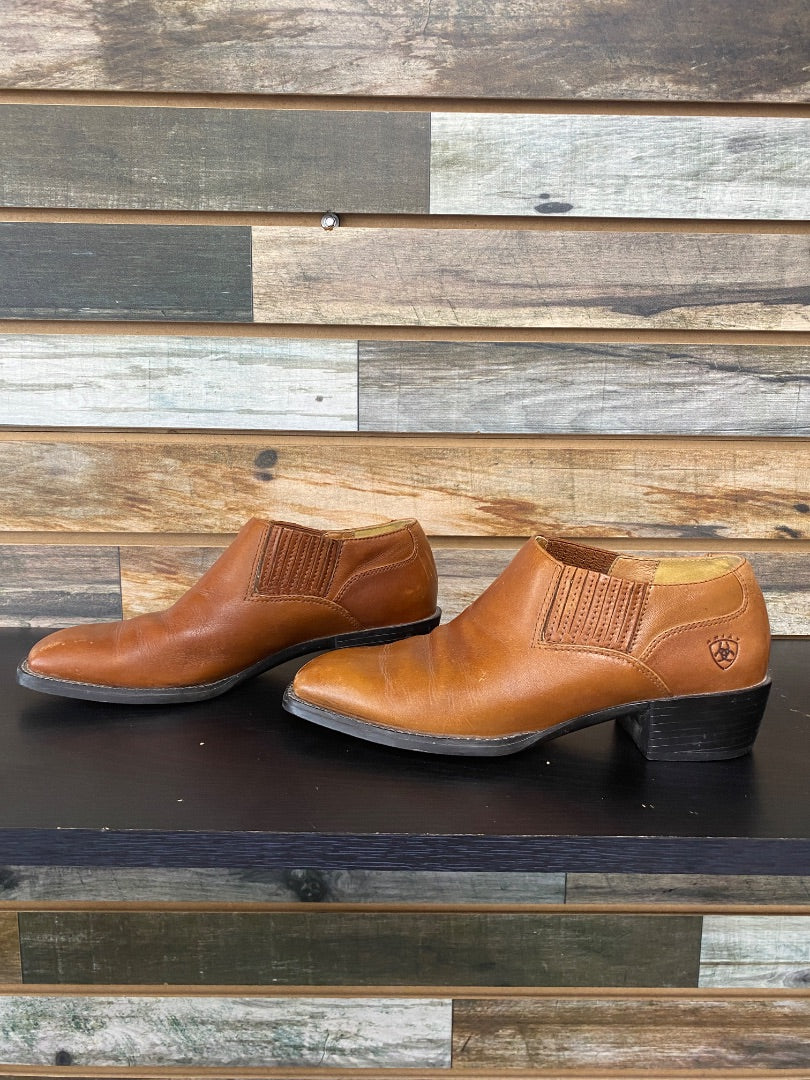 USED Ariat Sonora Lo Booties 6 Light Brown