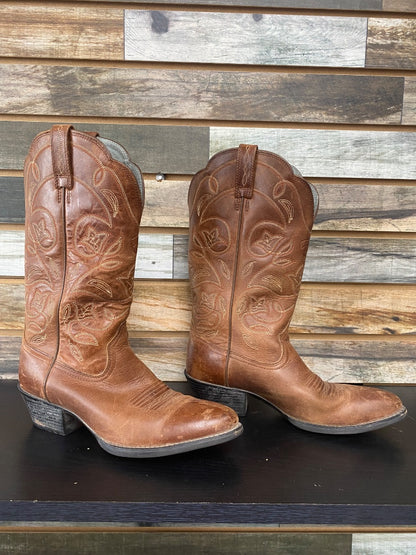 USED Ariat Womens Heritage Western Performance Boot Round Toe 6B Russet