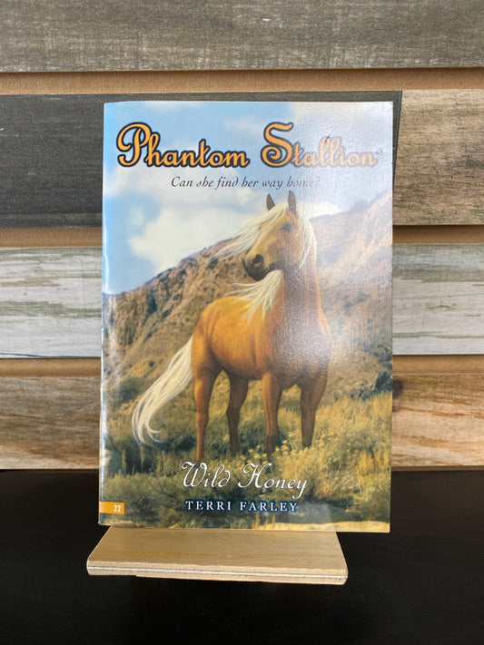 USED  "Phantom Stallion, Can She Find Her Way Home": Terri Farley