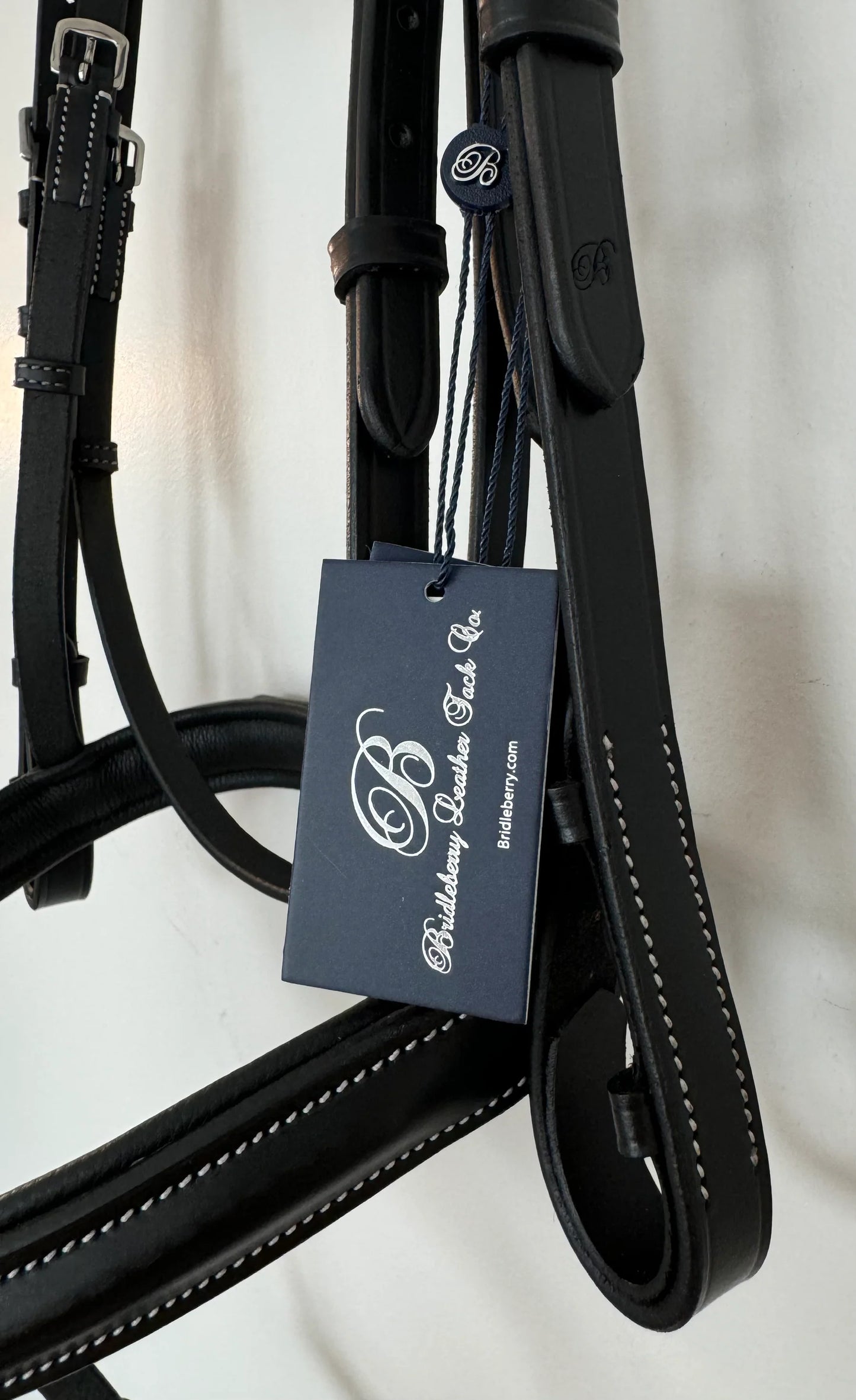 Bridleberry #6 Padded Full Grain Leather Bridle in classic Style w/ English Leather Reins
