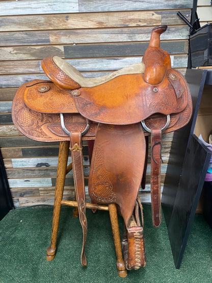 USED  ShoMe Custom Saddlery Ranch Saddle Full Quarter Horse Bars 15 1/2"seat/ 6" gullet Light Oil