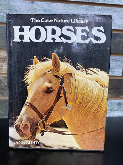 USED  Horses, The color Nature Library by Jane Burton