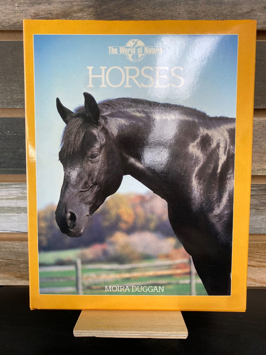 USED "The World of Nature Horses": Moira Duggan