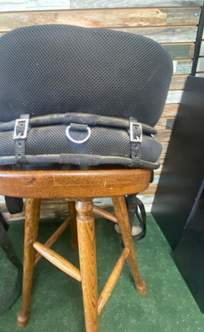 USED Tough1 Eclipse Treeless Black Endurance Saddle 16.5" Black