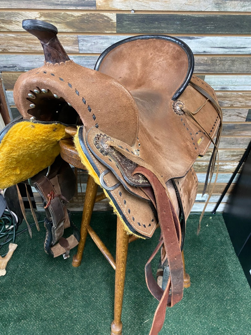 USED Double T Barrel Saddle 17” Brown Suede