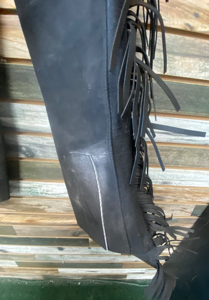 USED Equi-Grip Black , Fringe, Side Zip, Large Large Black