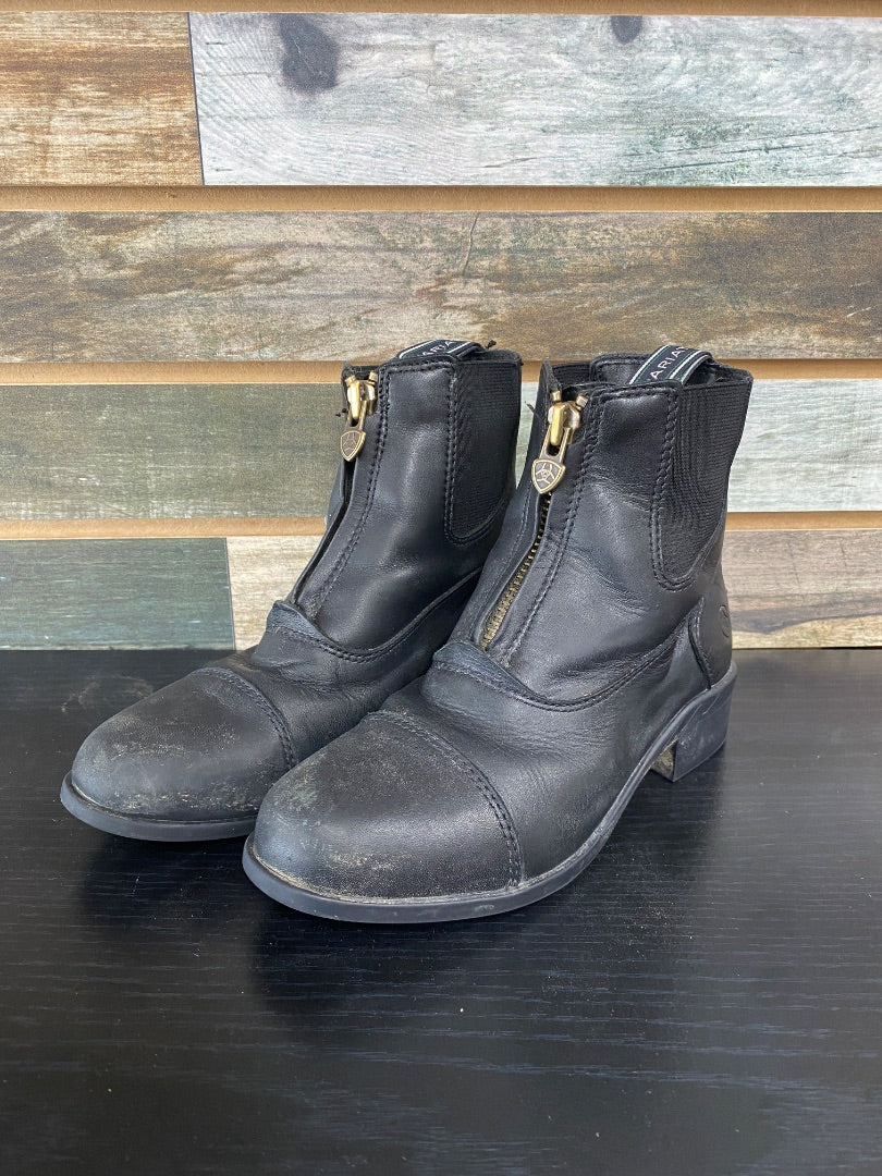 USED US 1 Ariat Kids Paddock Boots in Black