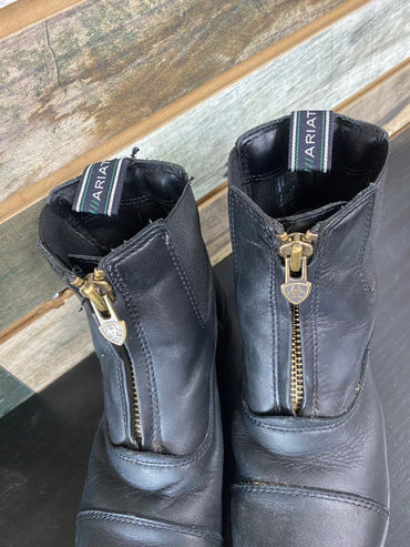 USED US 1 Ariat Kids Paddock Boots in Black