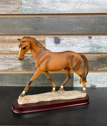 USED  Chestnut w/Blaze Horse Statue 7" Chestnut