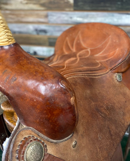 USED Blue Ridge Western Saddle 16.5" MD/O