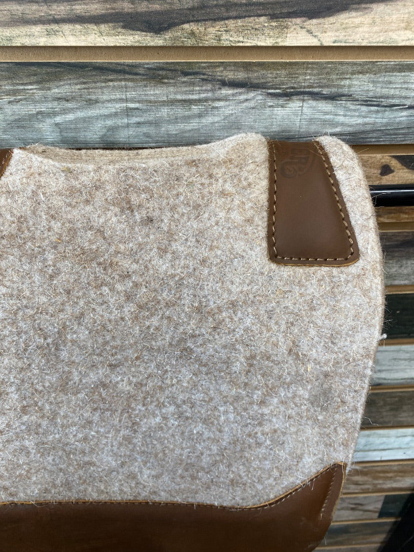 USED Weaver Wool Pad with Leather Wears 30x30 Tan