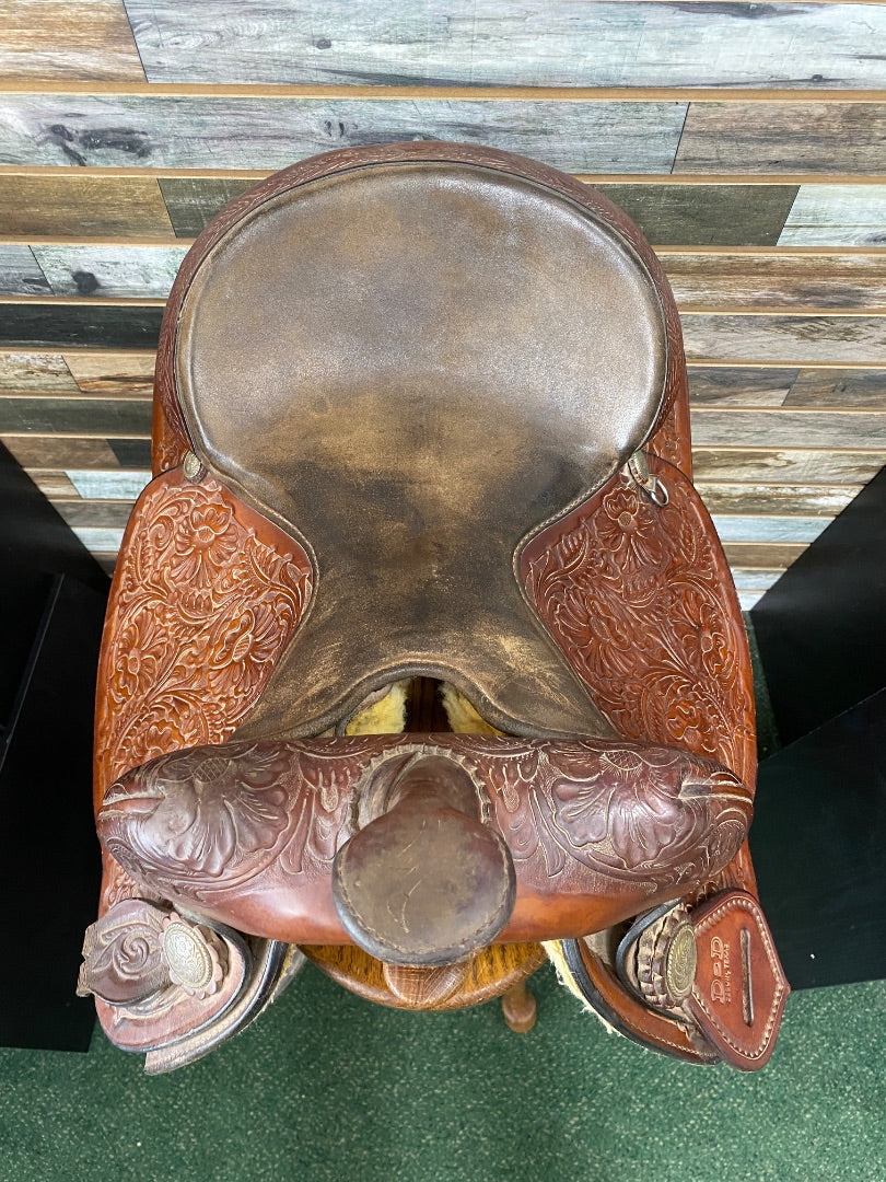 USED D&D Saddlery Western Trail Saddle 15" Medium Oil