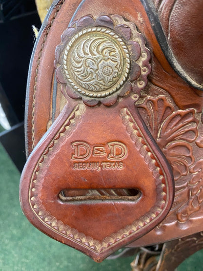 USED D&D Saddlery Western Trail Saddle 15" Medium Oil