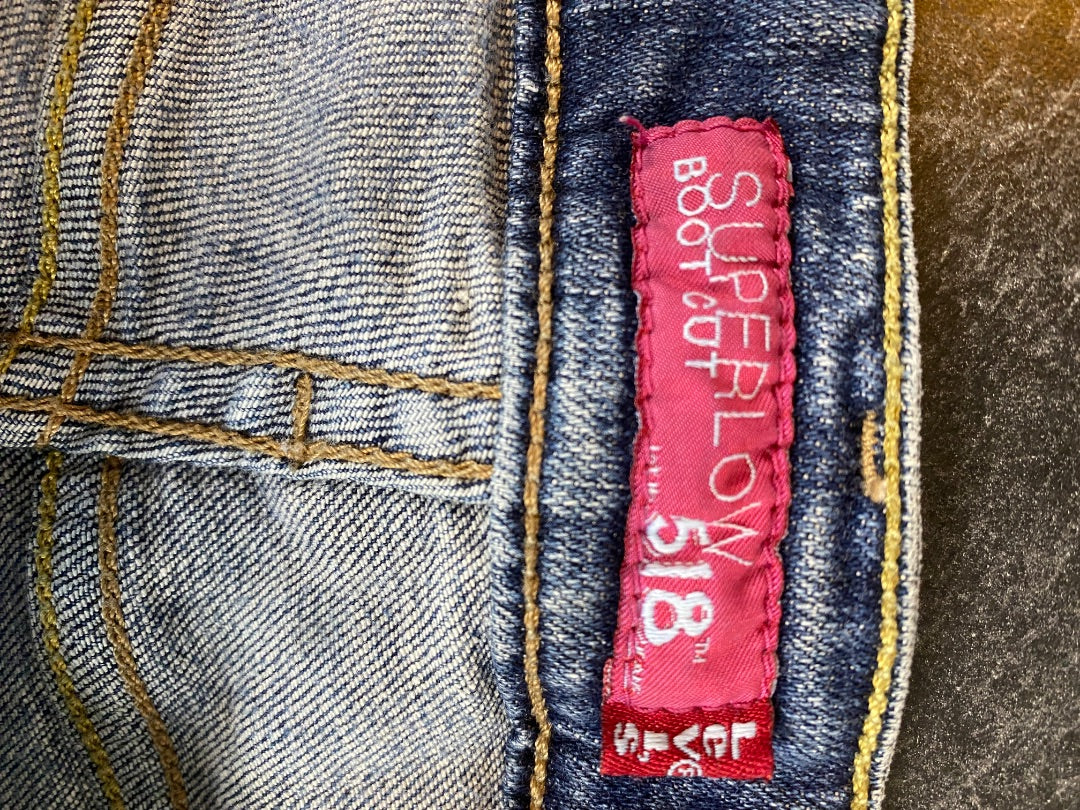 USED Levis Ladies Low Rise Western Jeans 7 Long Denim
