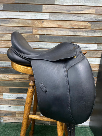 USED M. Toulouse Aachen Dressage Saddle Genesis Adjustable Tree 17.5" Black