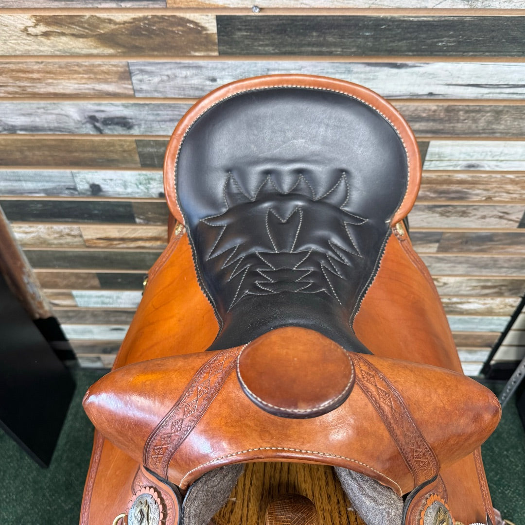 USED Tucker Trail Saddle 16.5" Medium Oil