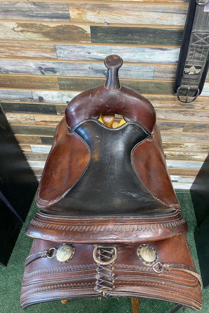 USED Circle Y Western Park & Trail Saddle