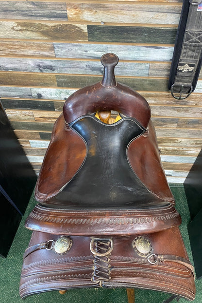 USED Circle Y Western Park & Trail Saddle