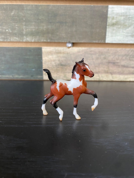 USED  Breyer Stablemate Bay Pinto Foal #5412
